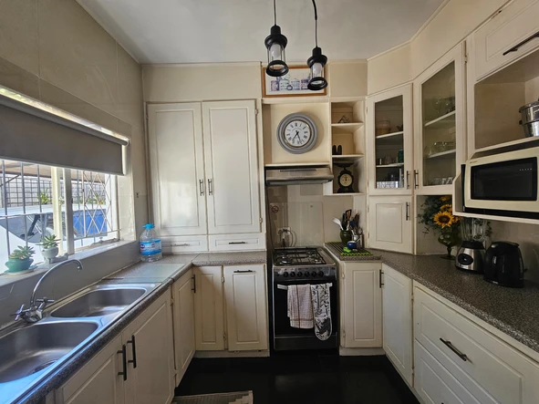 2 Bedroom Garden Flat