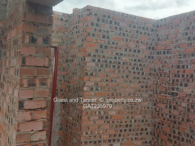 Incomplete 3-Bedroom House for Sale in Donnybrook Goshen City – Prime Location Near Zimre Park