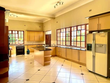 8 Bedroom House