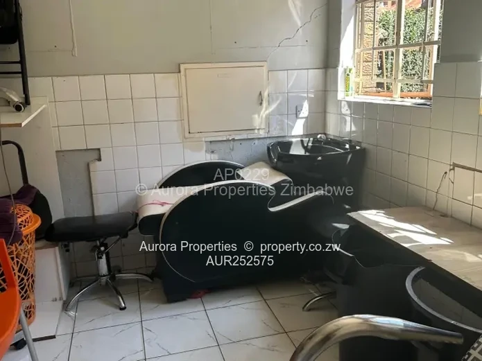 Flat/Apartment For Sale in Avenues