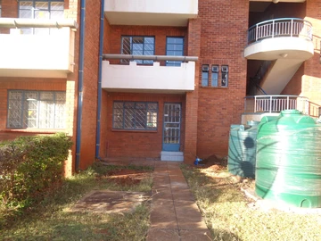 2 Bedroom Flat & Apartment