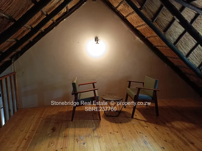 Hillside 3-Bedroom House to rent