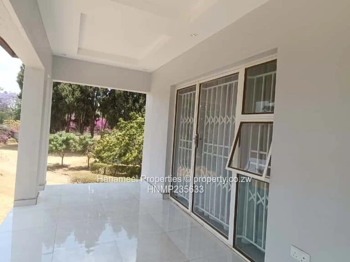 Two-Storey Marlborough Home: 4 Beds, Pool & Borehole