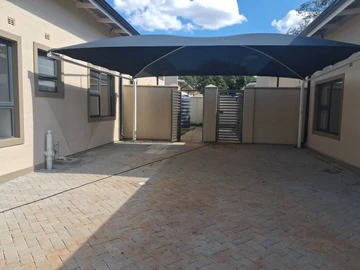 3 Bedroom Garden Flat