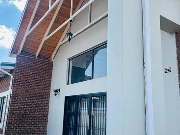 6 Bedroom Townhouse Complex