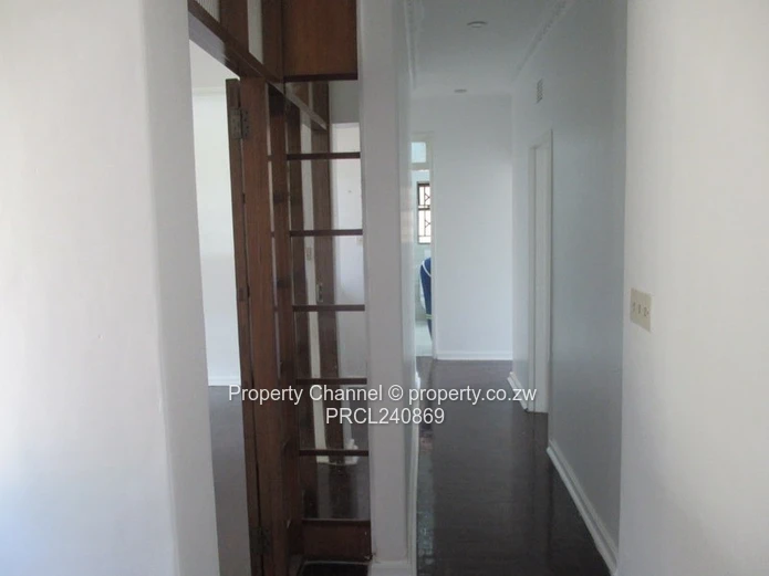3 Bedroom apartment for rent in Chisispiti