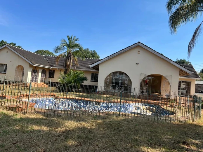 Mandara old house for sale 