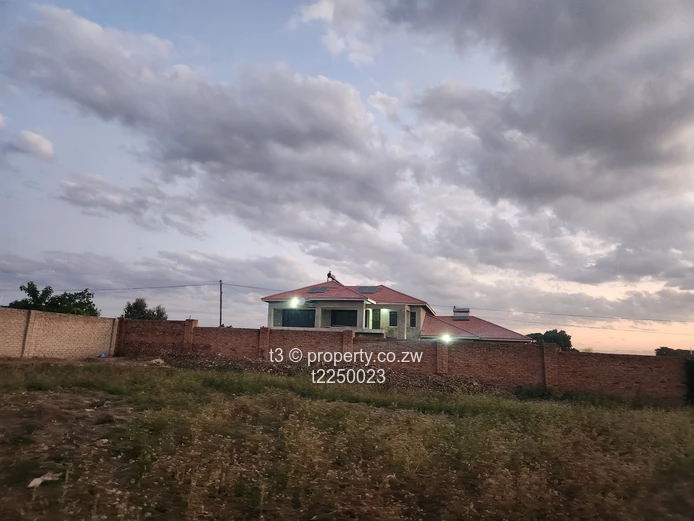 Residential Stand with Cottage for Sale in Sunway City, Harare East