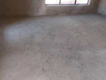 4 Bedroom Flat & Apartment