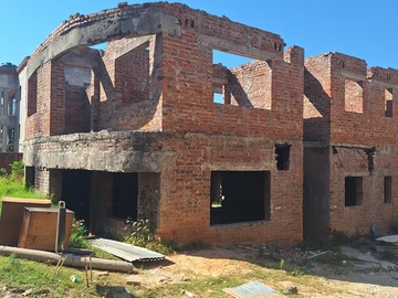 3 Bedroom Flat & Apartment