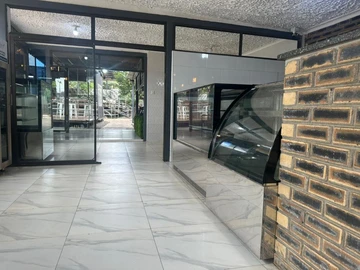Shop & Retail Property