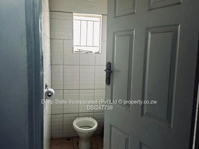 Chitungwiza St Mary's house for sale 