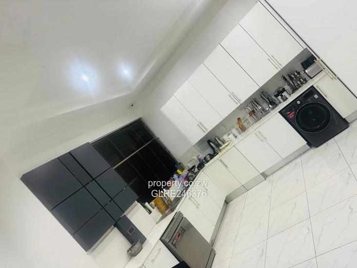 Elegant Two-Storey 6-Bed Home with Borehole, Gletwin Park