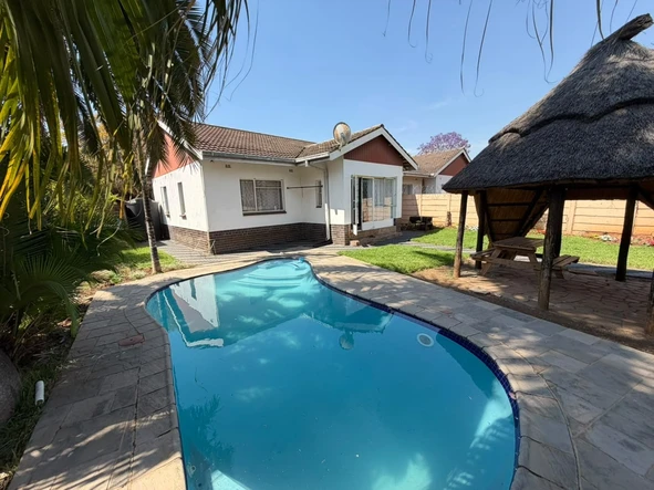 2 Bedroom Garden Flat