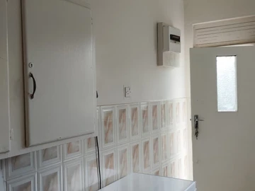 2 Bedroom Flat & Apartment