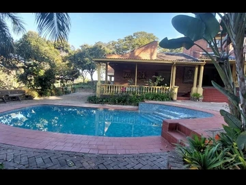 9 Bedroom Townhouse Complex