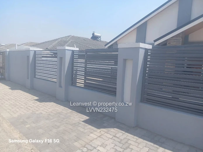 Mabvazuva 1 Neat House For Sale 