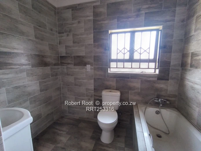 4 Bedroomed House To Rent In Madokero