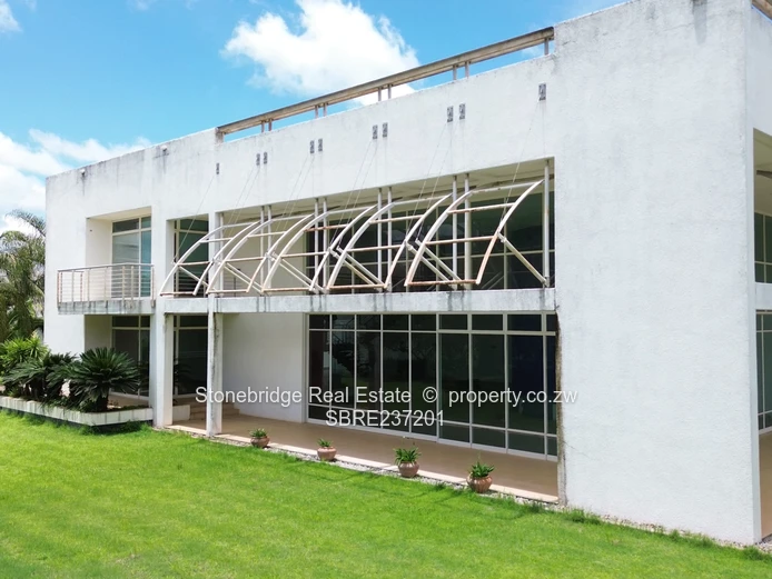 Spacious, Well designed 5 Bedroom Burnside double Storey for sale