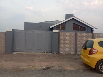 4 Bedroom House