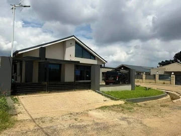 4 Bedroom House