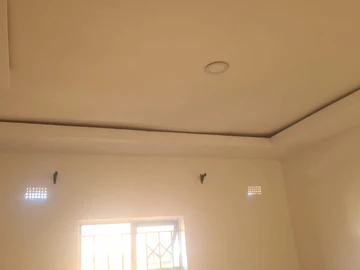 3 Bedroom Flat & Apartment