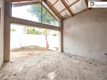 4 Bedroom Flat & Apartment