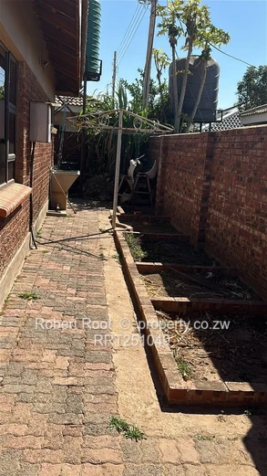 4 Bedroomed Family Home To Rent In Madokero