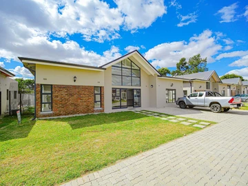 3 Bedroom Townhouse Complex