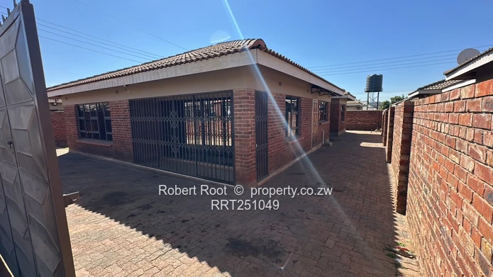 4 Bedroomed Family Home To Rent In Madokero