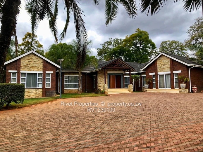 Fully Furnished To Let Long Lease