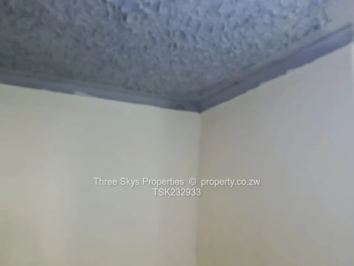 Mufakose House For Sale 