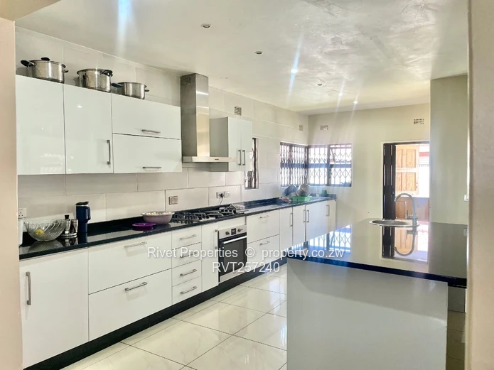 Corner 4BR Manresa Home with Borehole & Modern Kitchen