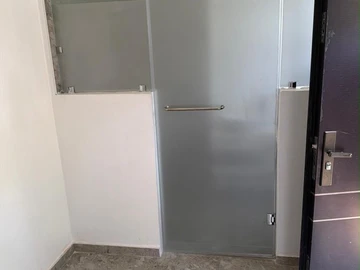 4 Bedroom Flat & Apartment