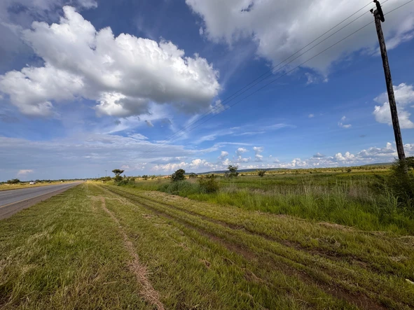 Commercial & Industrial Land