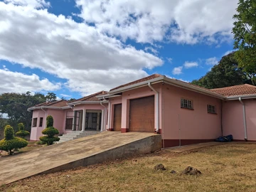 5 Bedroom House