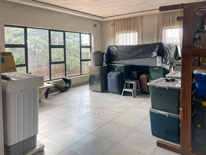 Spacious 4-Bed Home with Solar & Garage in Haydon Park