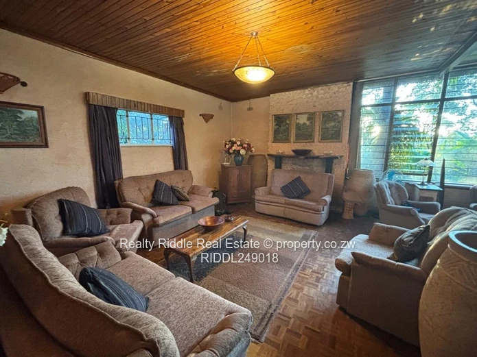 Tropical Architectural Masterpiece In Prestigious Glen Lorne