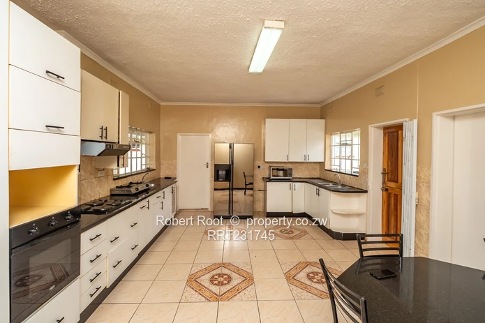 Prime office space along Ascot Road Avondale West!