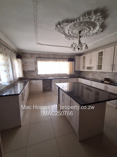 4 bedroom house to let in goodhope