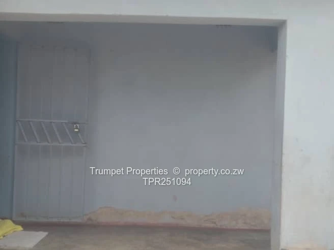 4-Bed, 2-Bath Maridale Home — Walled, Garage & Good ZESA