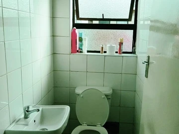 2 Bedroom Garden Flat