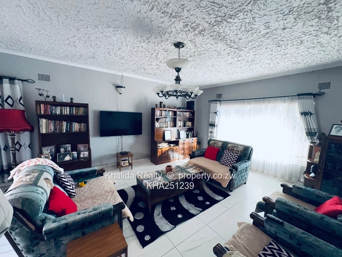 Hatfield Spacious property for sale 