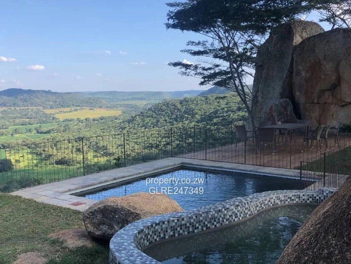 Greendale 4-Bed Home on 4 Acres — Pool, Borehole & Views