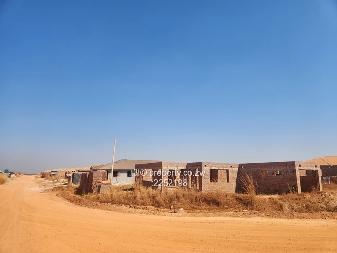 Ruwa Goshen Park Stand for Sale