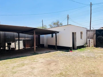 12 Bedroom Flat & Apartment