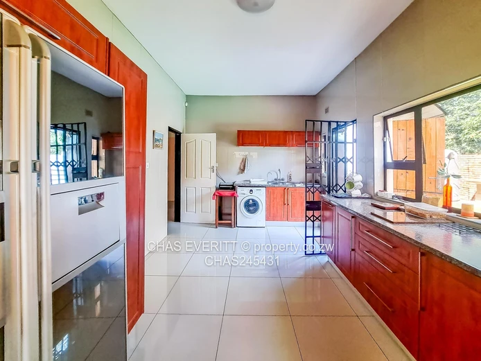 Fully Furnished Six Bedroomed House In Emerald Hill