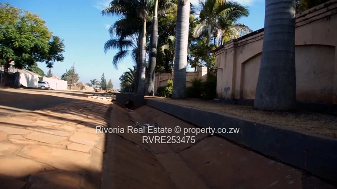 900 m² Adylinn Stand — Prime Subdivision Site
