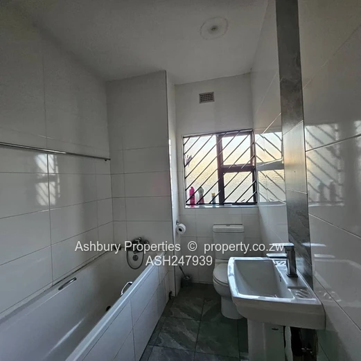 A Spacious and  Beautiful Startup House at Madokero Estates,Tynwald! (Sole Mandate)