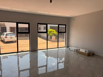 4 Bedroom Flat & Apartment